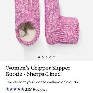 NWT Pink Bombas Women's Gripper Slipper Bootie - Sherpa-Lined medium